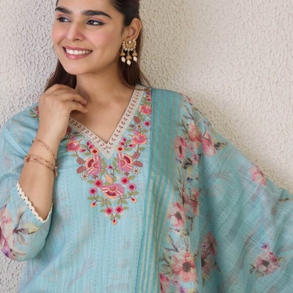 Sea Green Pink Coral Embroidered Kurta Set with Trousers & Dupatta - Picture 7 of 9